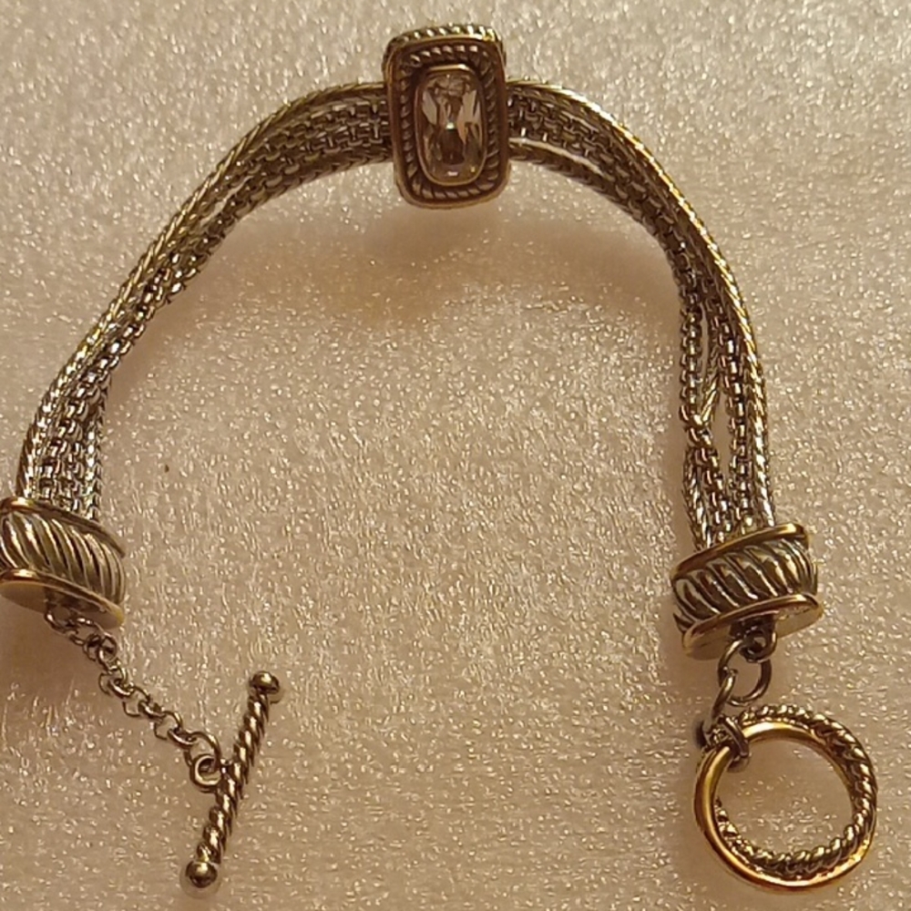 Elegant Gold and Silver Women's Bracelet